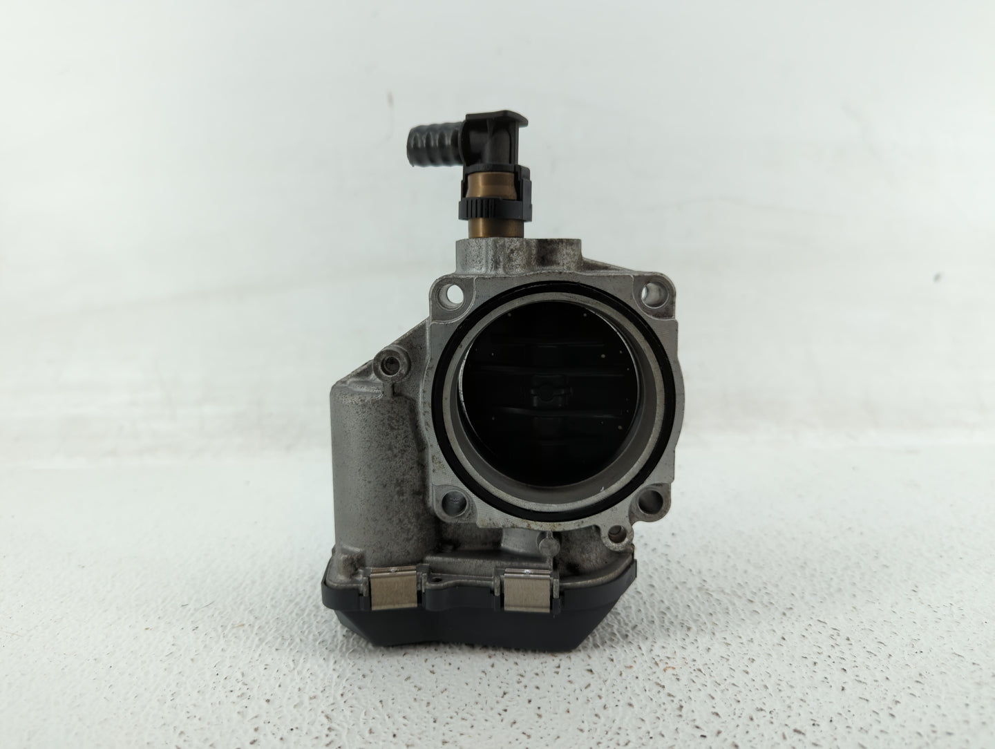 2012-2015 Bmw X1 Throttle Body P/N:1354 7588625-04 1354 7588625-03, 1354 7588625 Fits Fits 2012 2013 2014 2015 2016 2017 201