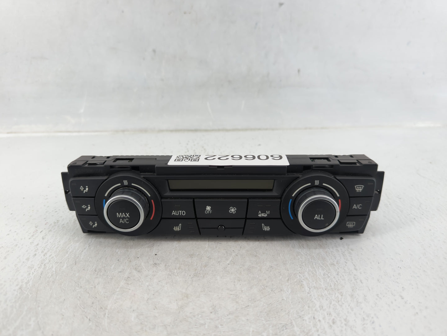 2012-2015 Bmw X1 Climate Control Module Temperature AC/Heater Replacement P/N:6411 9292262-02 Fits OEM Used Auto Parts - Oem