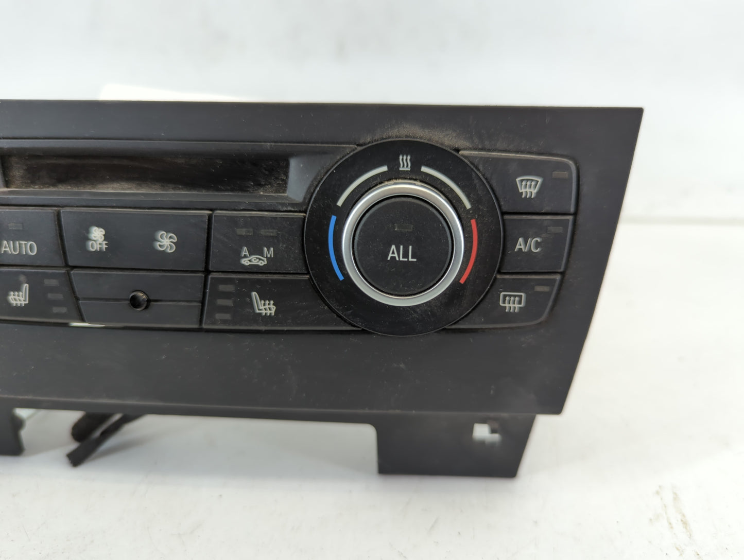 2012-2015 Bmw X1 Climate Control Module Temperature AC/Heater Replacement P/N:6411 9292262-02 Fits OEM Used Auto Parts - Oem