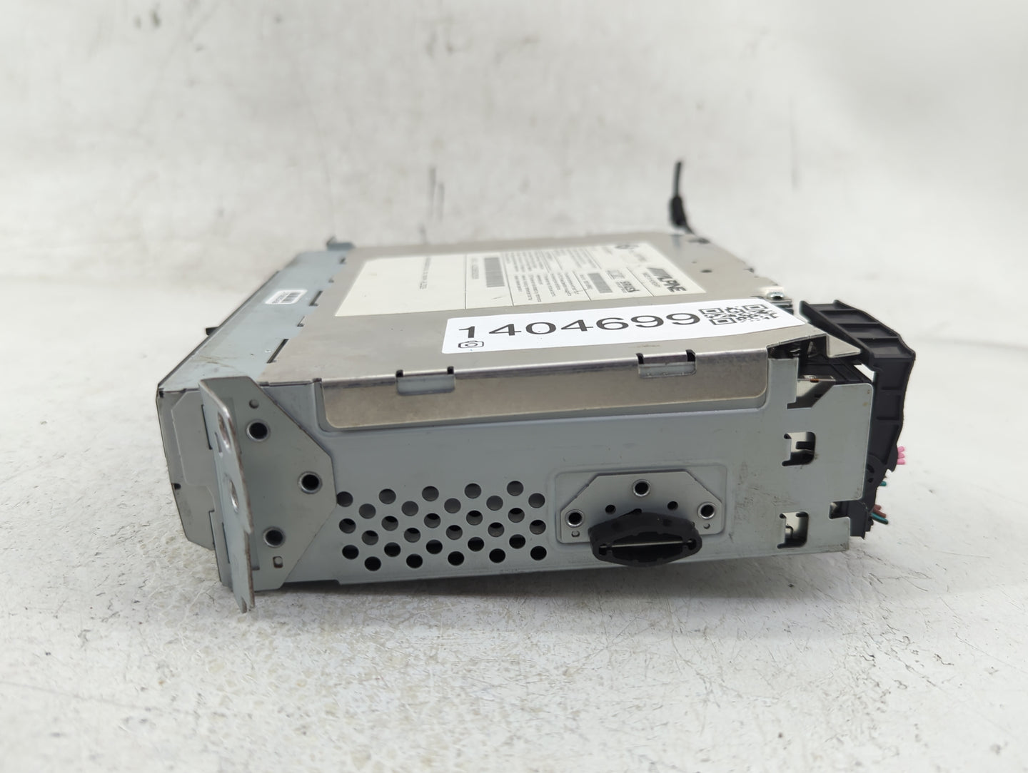 2013-2017 Bmw X3 Radio AM FM Cd Player Receiver Replacement P/N:9317880 Fits Fits 2013 2014 2015 2016 2017 OEM Used Auto Par