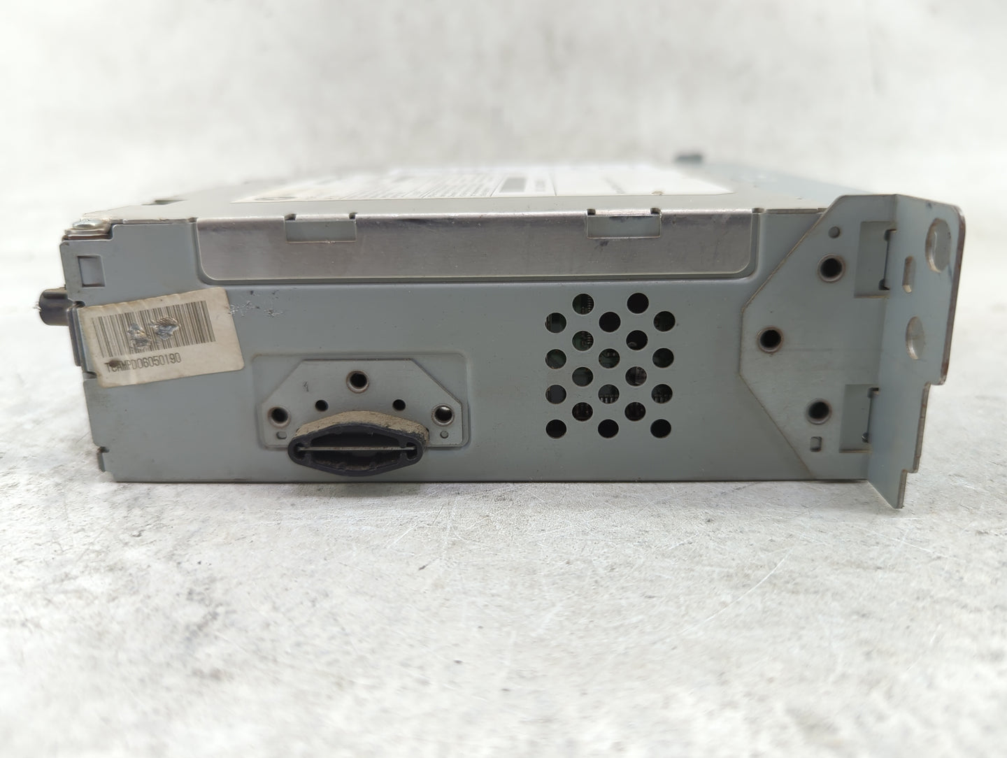 2013-2017 Bmw X3 Radio AM FM Cd Player Receiver Replacement P/N:C1932379401 NZLTLMHL4 Fits Fits 2013 2014 2015 2016 2017 OEM