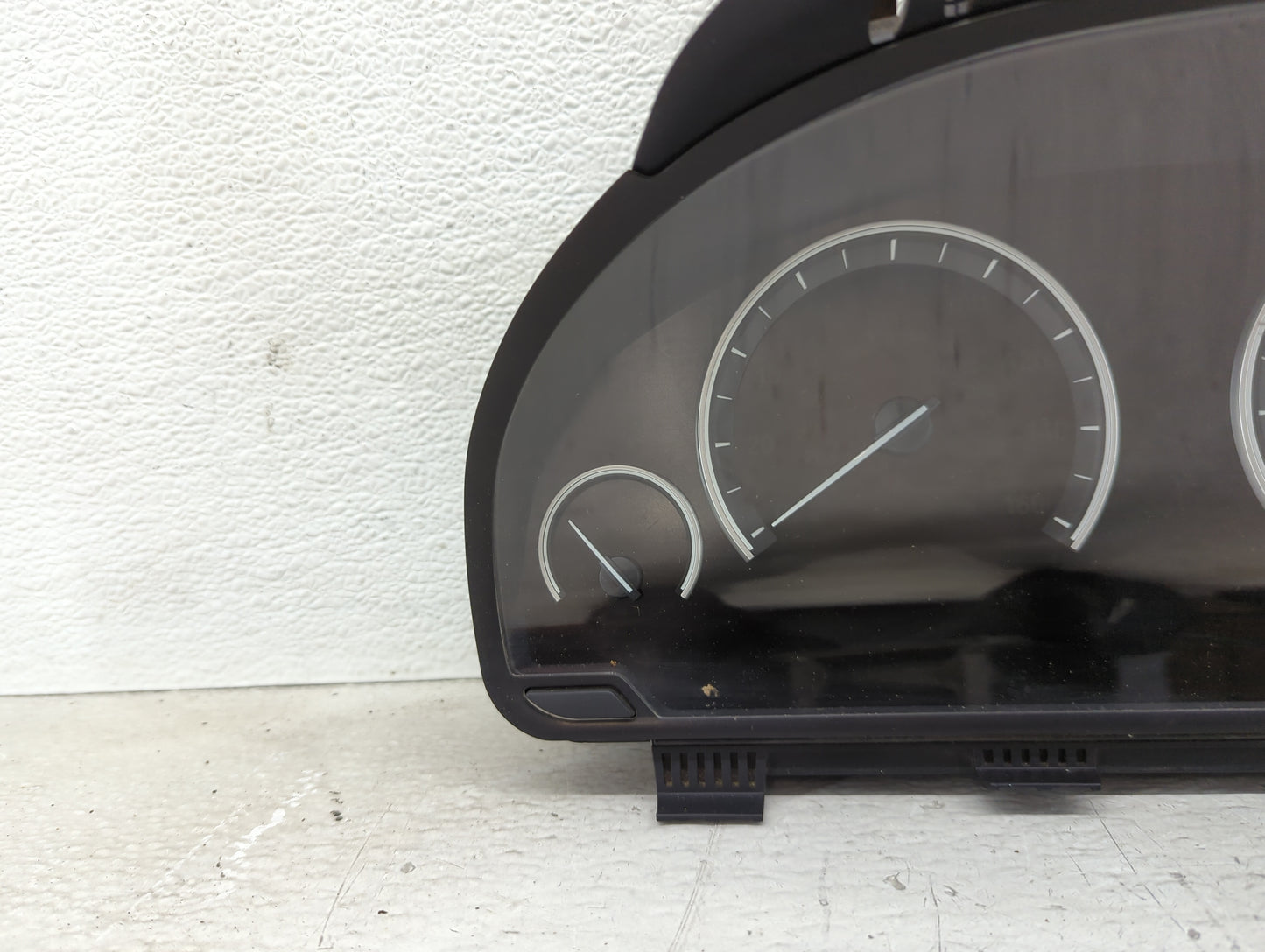 2013-2014 Bmw X3 Instrument Cluster Speedometer Gauges P/N:173884-10 0263724021, 9312038-01 Miles: Fits Fits 2011 2012 2013 