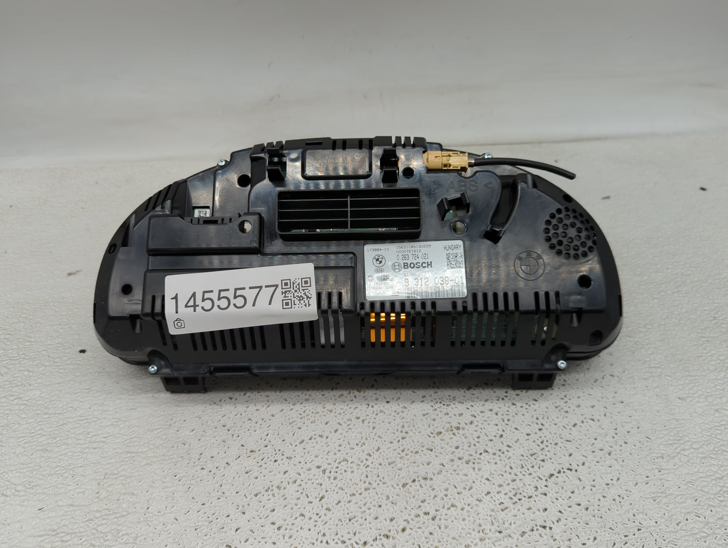 2013-2014 Bmw X3 Instrument Cluster Speedometer Gauges P/N:173884-10 0263724021, 9312038-01 Miles: Fits Fits 2011 2012 2013 
