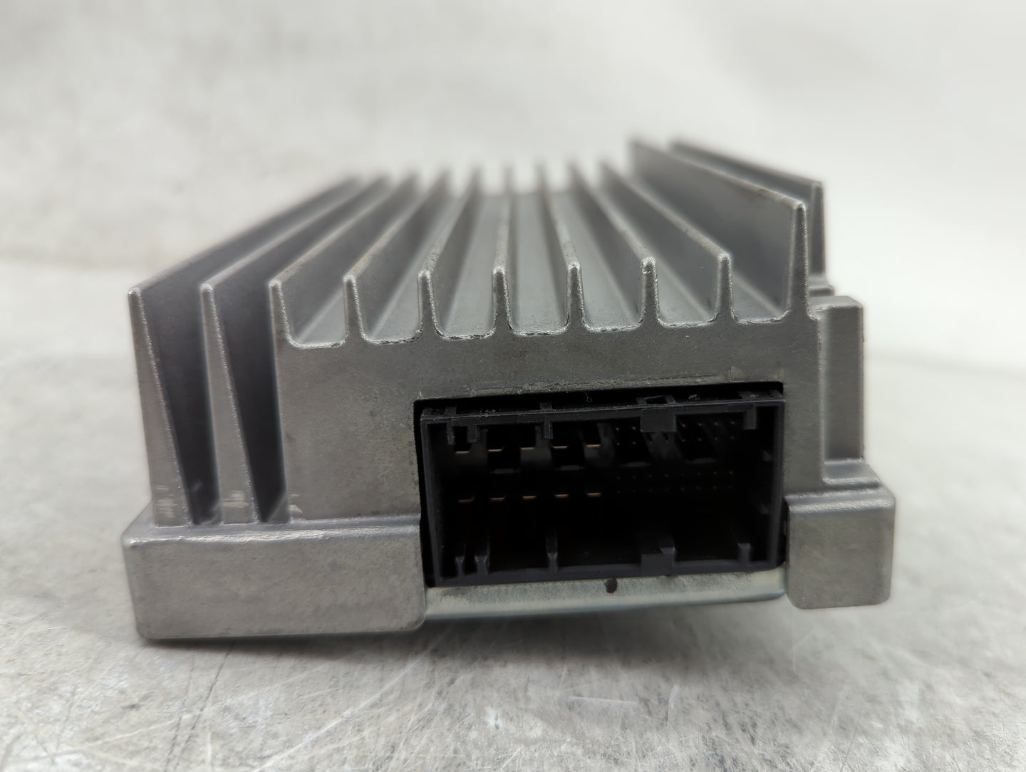 2014 Bmw X3 Radio Speaker Amplifier 9283507|341181|5351818d0 - Oemusedautoparts1.com