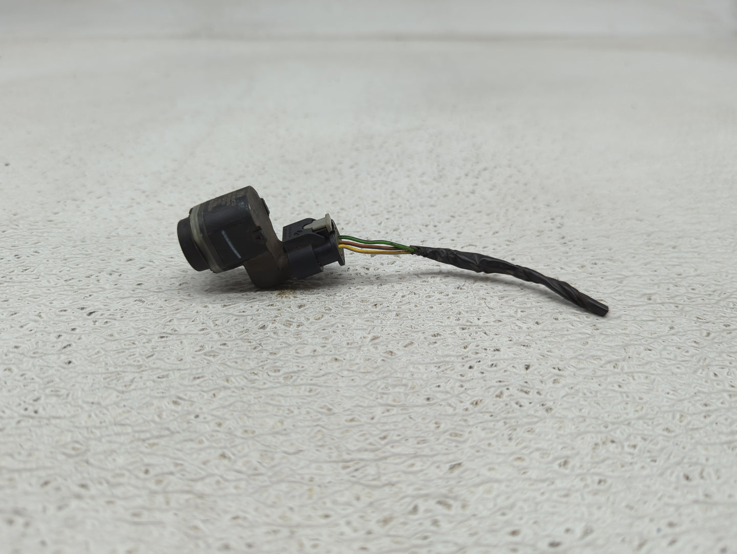 2014 Bmw X3 Front Park Assist Sensor Black - Oemusedautoparts1.com