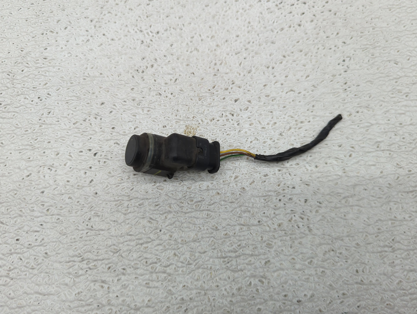 2014 Bmw X3 Front Park Assist Sensor Black - Oemusedautoparts1.com