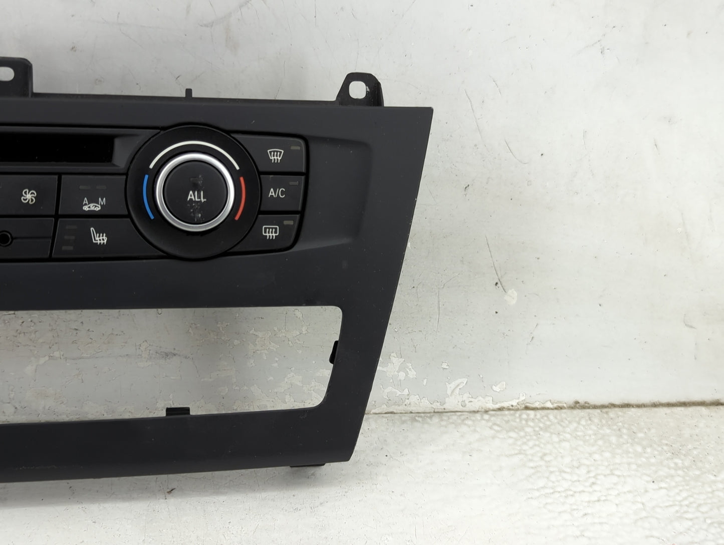 2013-2014 Bmw X3 Climate Control Module Temperature AC/Heater Replacement P/N:9312722-01 Fits Fits 2013 2014 OEM Used Auto P