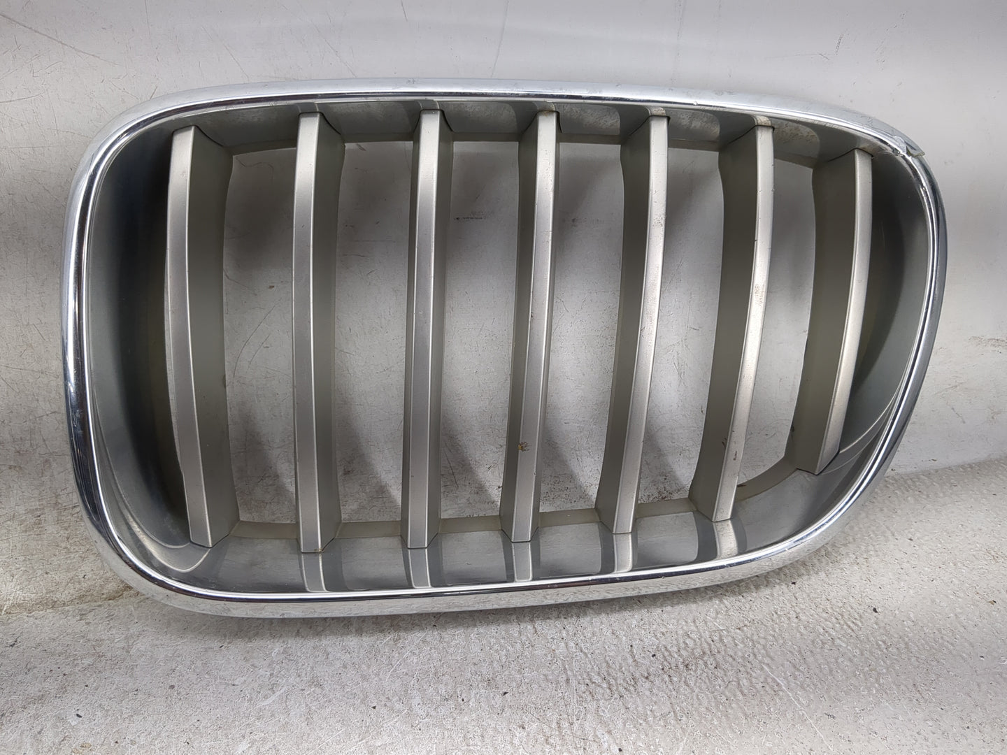 2013-2017 Bmw X3 Front Grille Bumper Not Included 1459889 - Oemusedautoparts1.com