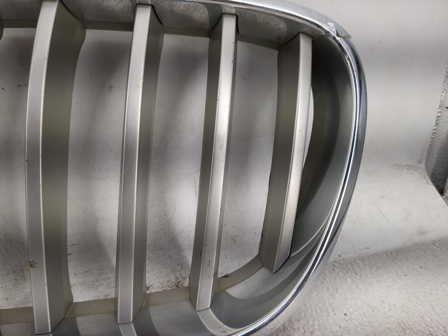 2013-2017 Bmw X3 Front Grille Bumper Not Included 1459889 - Oemusedautoparts1.com