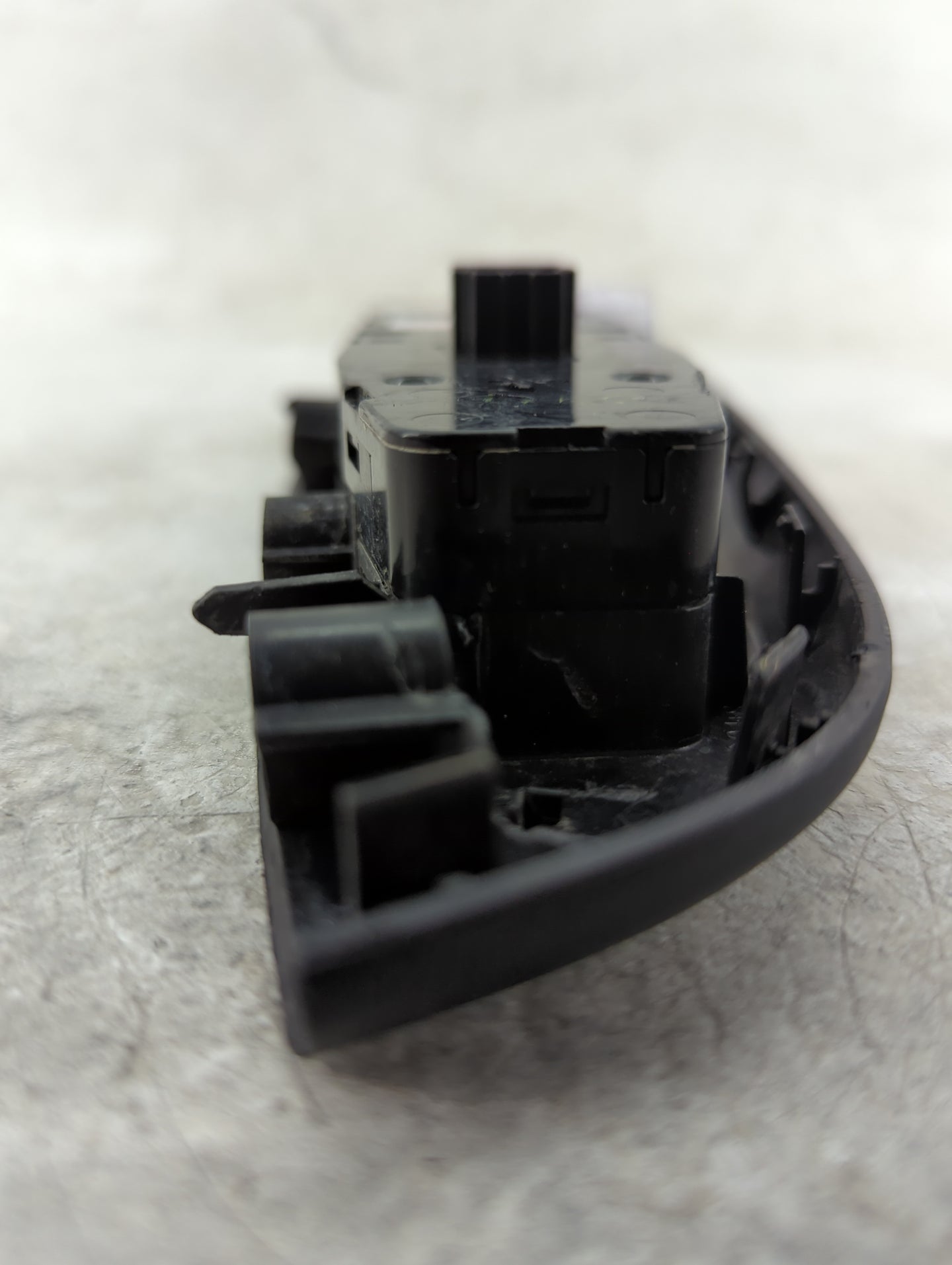 2012-2017 Bmw X3 Master Power Window Switch Replacement Driver Side Left P/N:9208111-02 Fits OEM Used Auto Parts - Oemusedau
