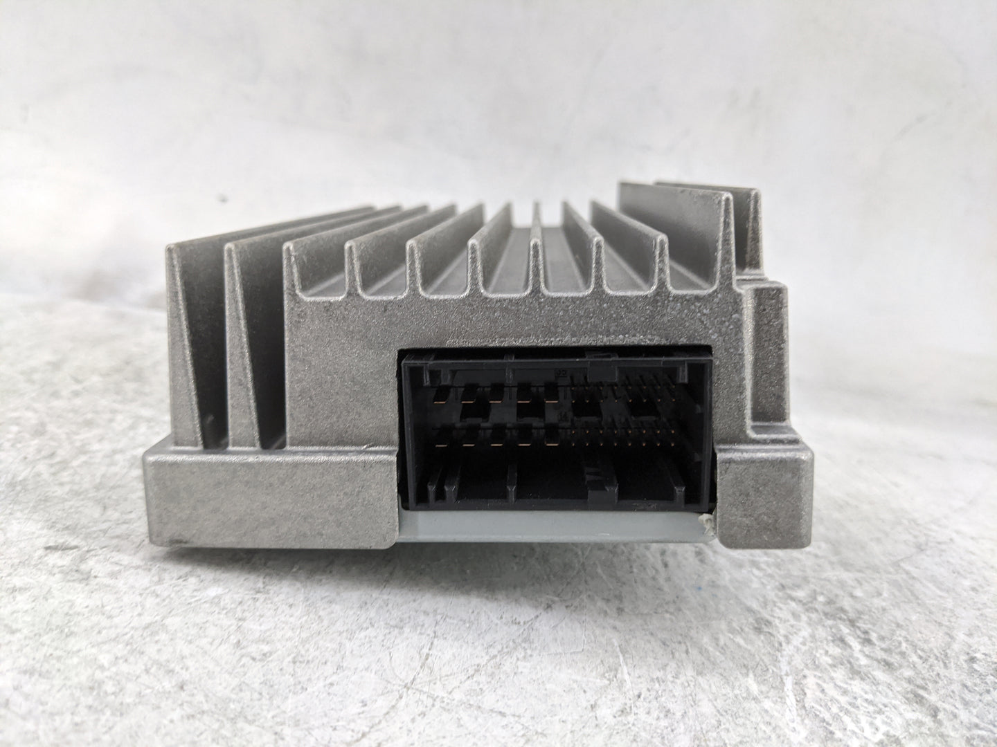 2011-2014 Bmw X3 Radio Speaker Amplifier 9257121|535181 897 0215538 01 - Oemusedautoparts1.com