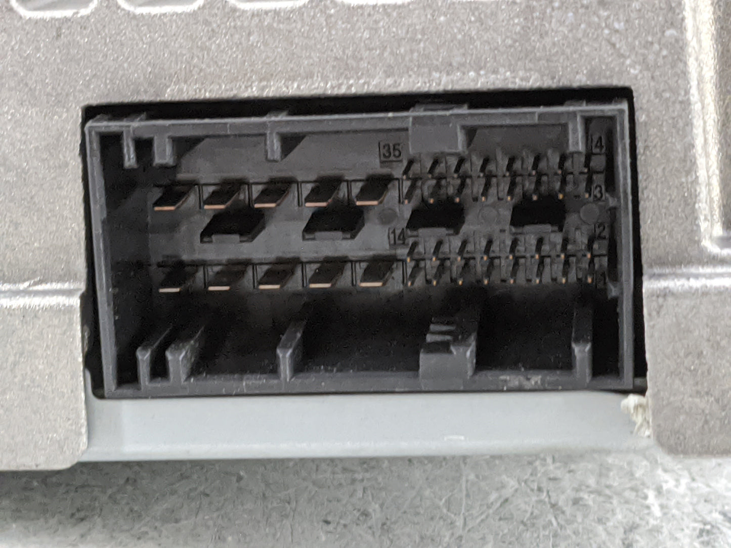 2011-2014 Bmw X3 Radio Speaker Amplifier 9257121|535181 897 0215538 01 - Oemusedautoparts1.com