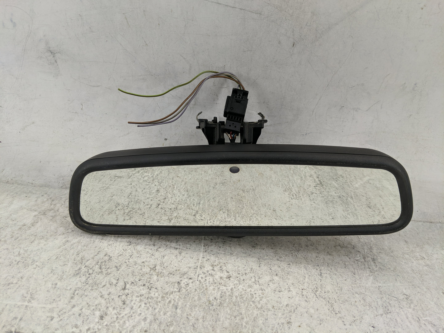2013-2014 Bmw X3 Interior Rear View Mirror Replacement OEM P/N:E11 026662 GNTX-1005 Fits OEM Used Auto Parts - Oemusedautopa