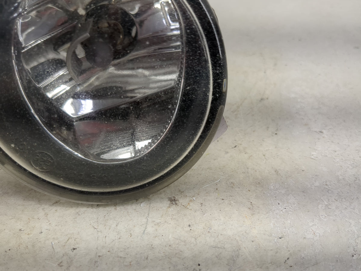 2011-2014 Bmw X3 Driver Left Oem Fog Light Lamp Black 1494277 - Oemusedautoparts1.com