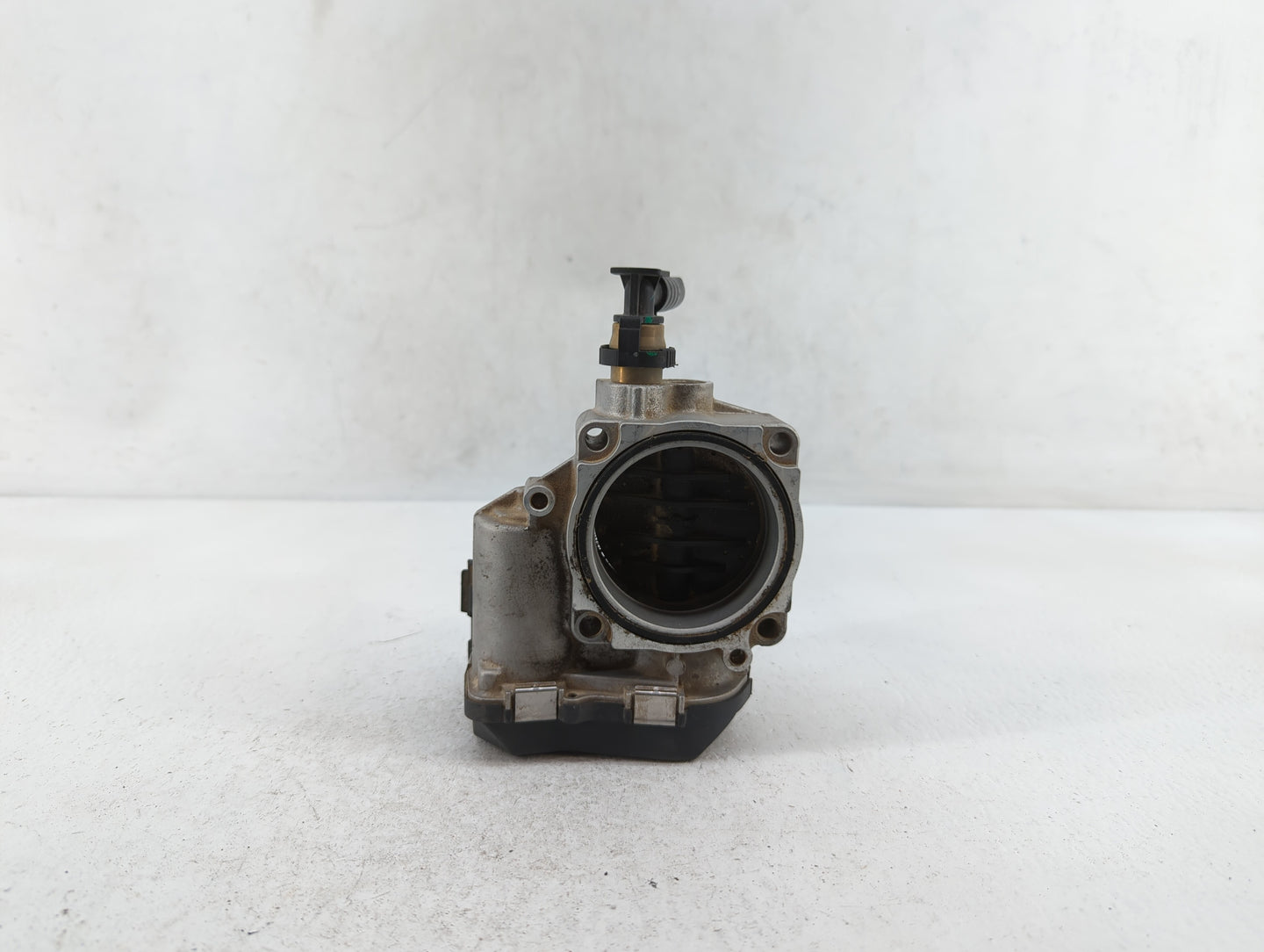 2013-2017 Bmw X3 Throttle Body P/N:A2C53355204 1354 7588625 Fits Fits 2012 2013 2014 2015 2016 2017 2018 OEM Used Auto Parts