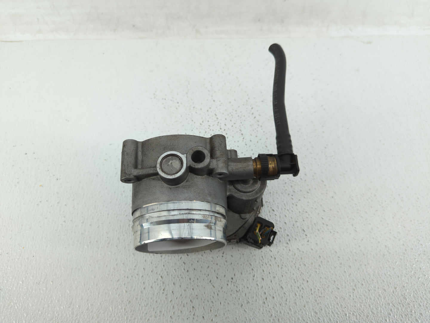 2011-2017 Bmw X3 Throttle Body P/N:1354 7597871-03 Fits Fits 2010 2011 2012 2013 2014 2015 2016 2017 2018 2019 2020 OEM Used