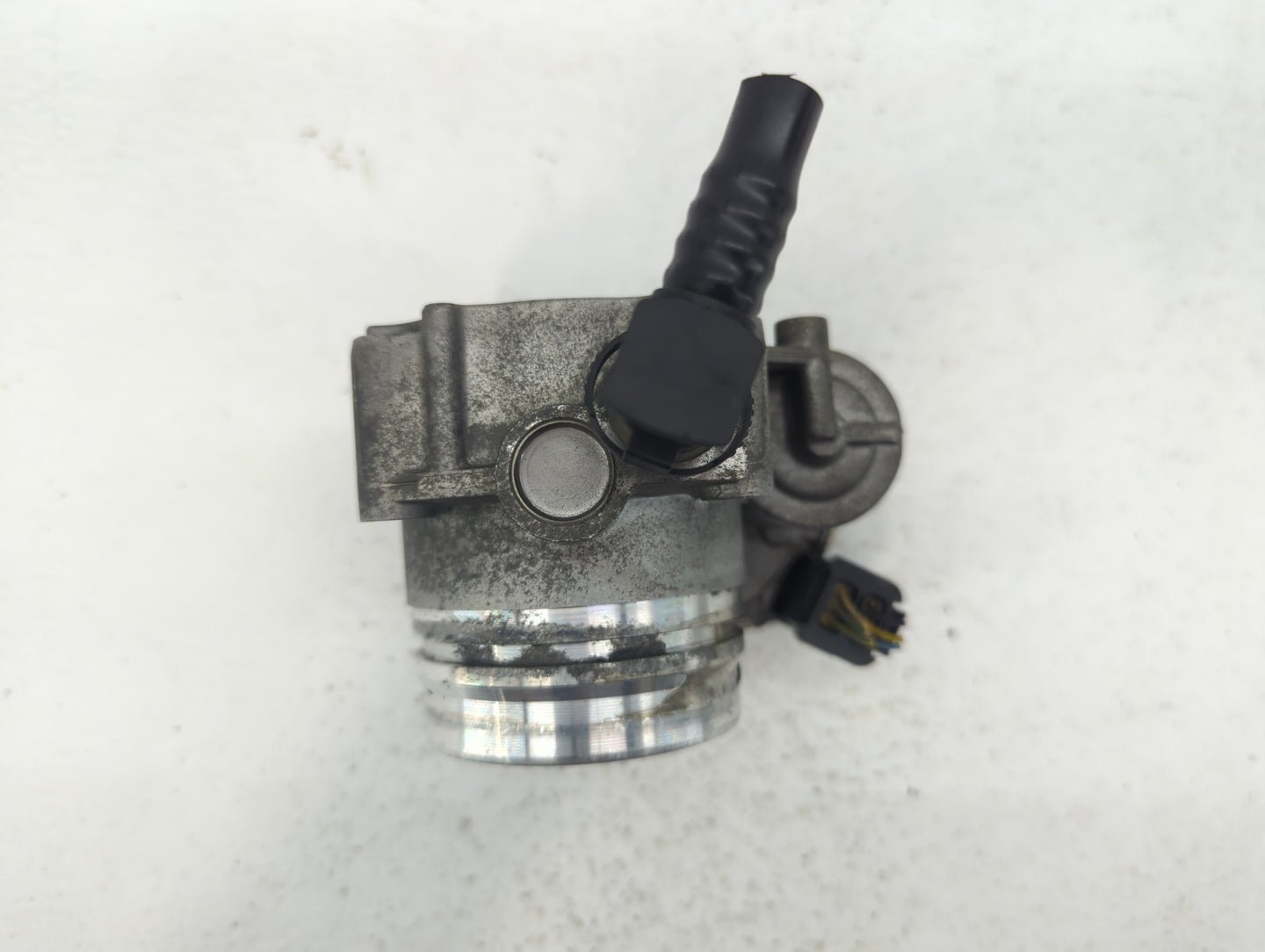 2013-2017 Bmw X3 Throttle Body P/N:1354 7588625-04 1354 7588625-03 Fits Fits 2012 2013 2014 2015 2016 2017 2018 OEM Used Aut
