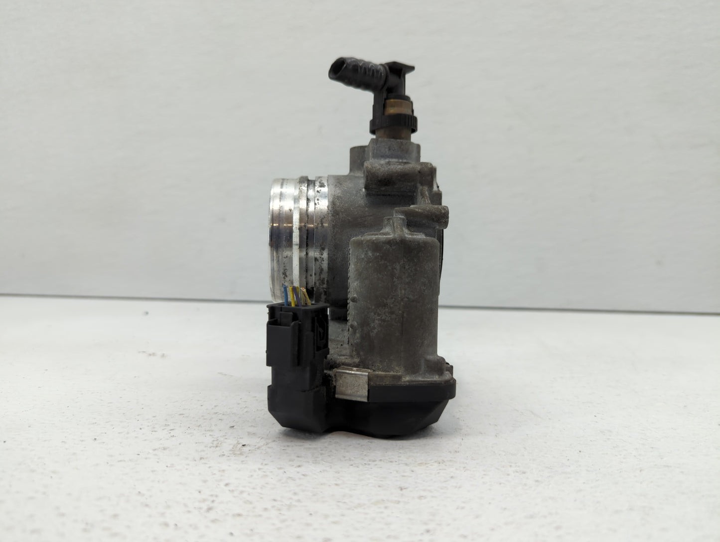 2013-2017 Bmw X3 Throttle Body P/N:1354 7588625-04 1354 7588625-03 Fits Fits 2012 2013 2014 2015 2016 2017 2018 OEM Used Aut