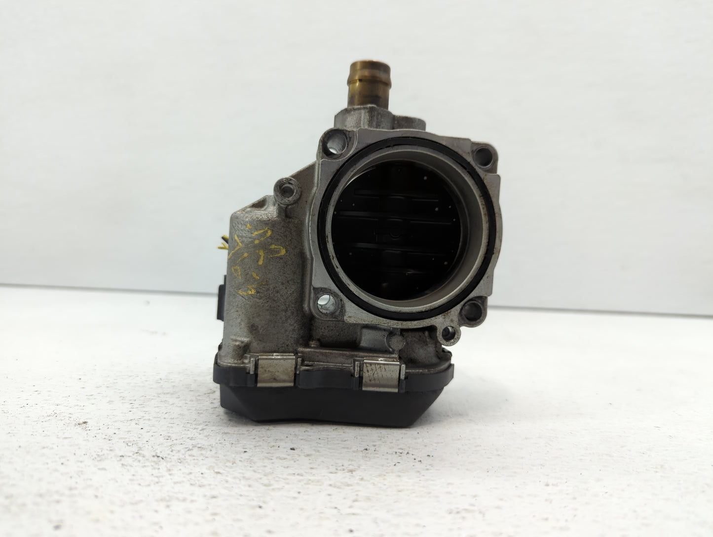 2013-2017 Bmw X3 Throttle Body P/N:1354 7588625-04 1354 7588625-03 Fits Fits 2012 2013 2014 2015 2016 2017 2018 OEM Used Aut