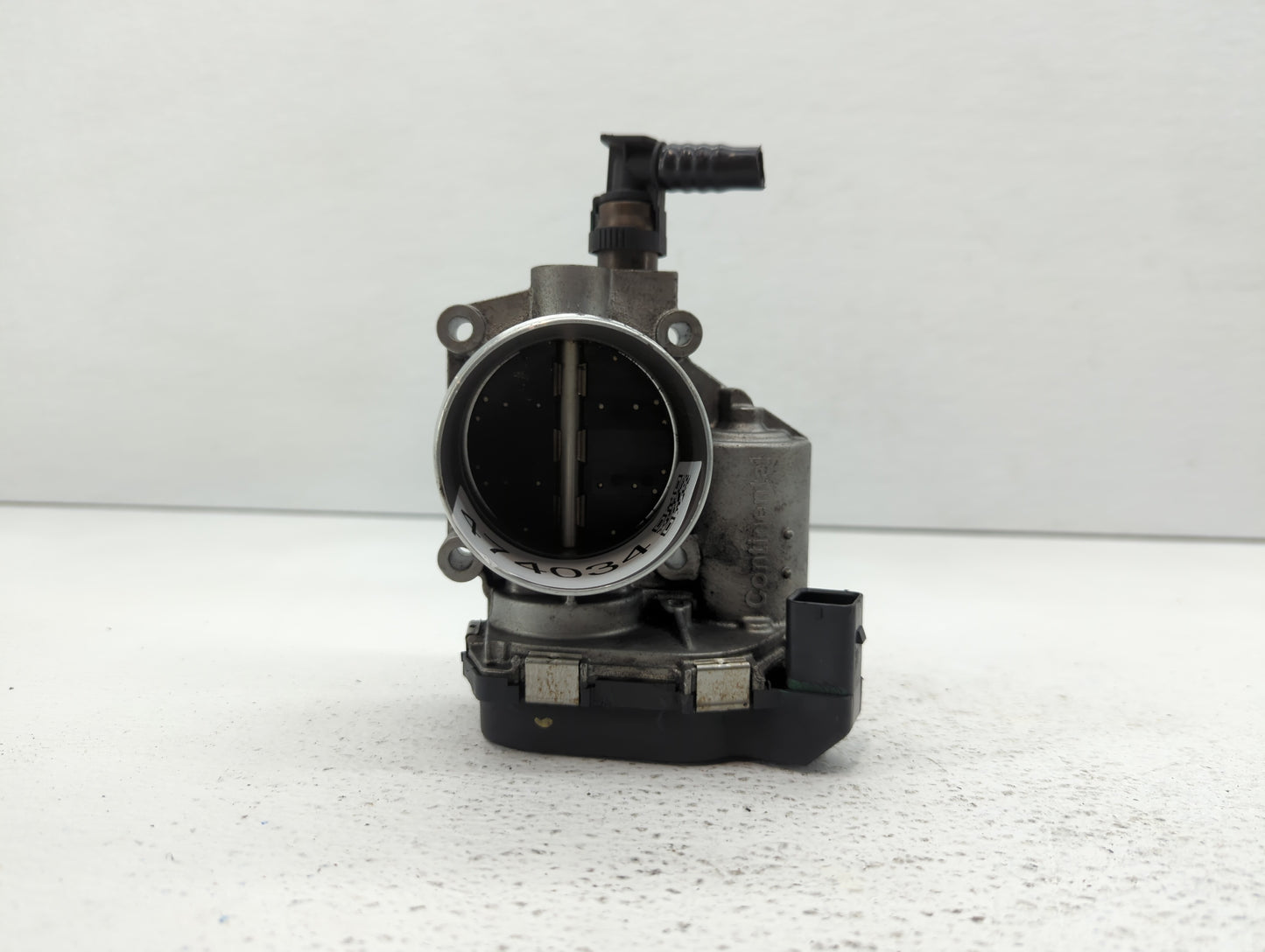 2013-2017 Bmw X3 Throttle Body P/N:1354 7588625-04 1354 7588625-03 Fits Fits 2012 2013 2014 2015 2016 2017 2018 OEM Used Aut