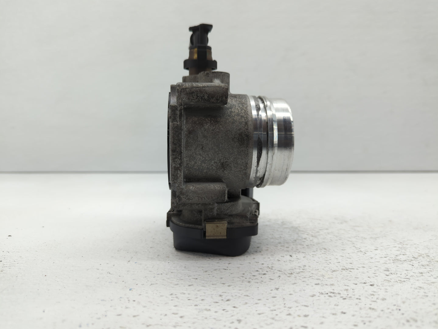 2013-2017 Bmw X3 Throttle Body P/N:1354 7588625-04 1354 7588625-03 Fits Fits 2012 2013 2014 2015 2016 2017 2018 OEM Used Aut