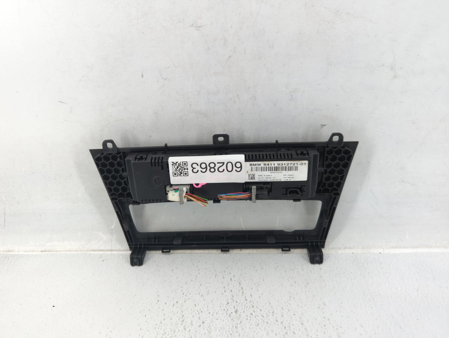 2011-2014 Bmw X3 Climate Control Module Temperature AC/Heater Replacement P/N:6411 9312721 01 Fits Fits 2011 2012 2013 2014 