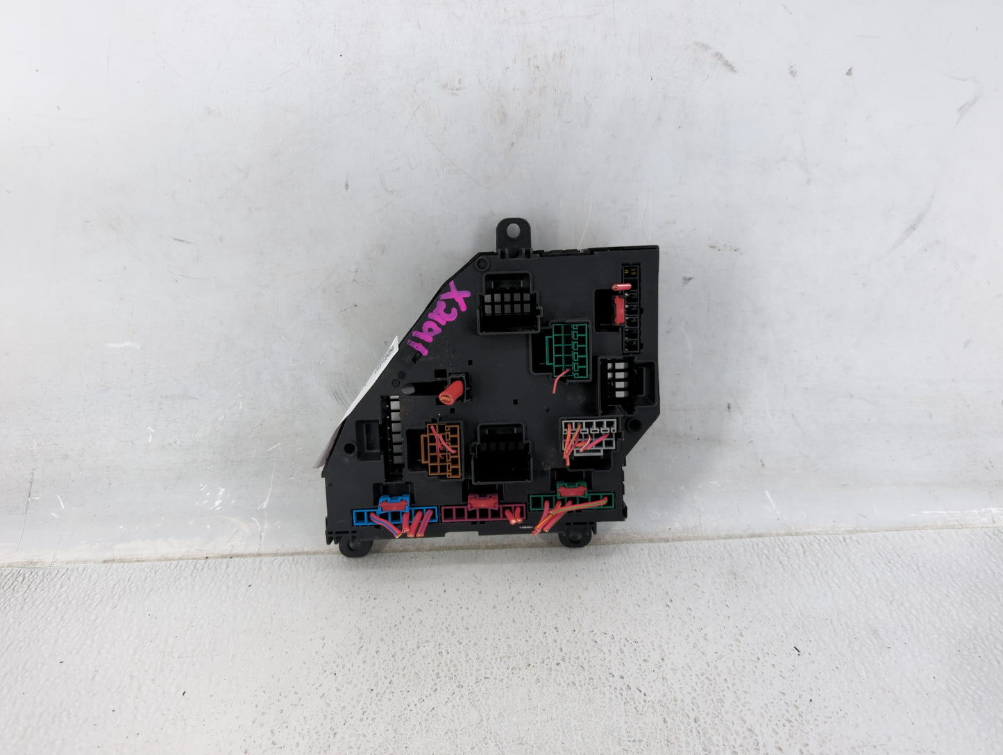 2013-2014 Bmw X3 Fusebox Fuse Box Panel Relay Module P/N:9259467-01 504E12F14 Fits Fits 2013 2014 OEM Used Auto Parts - Oemu