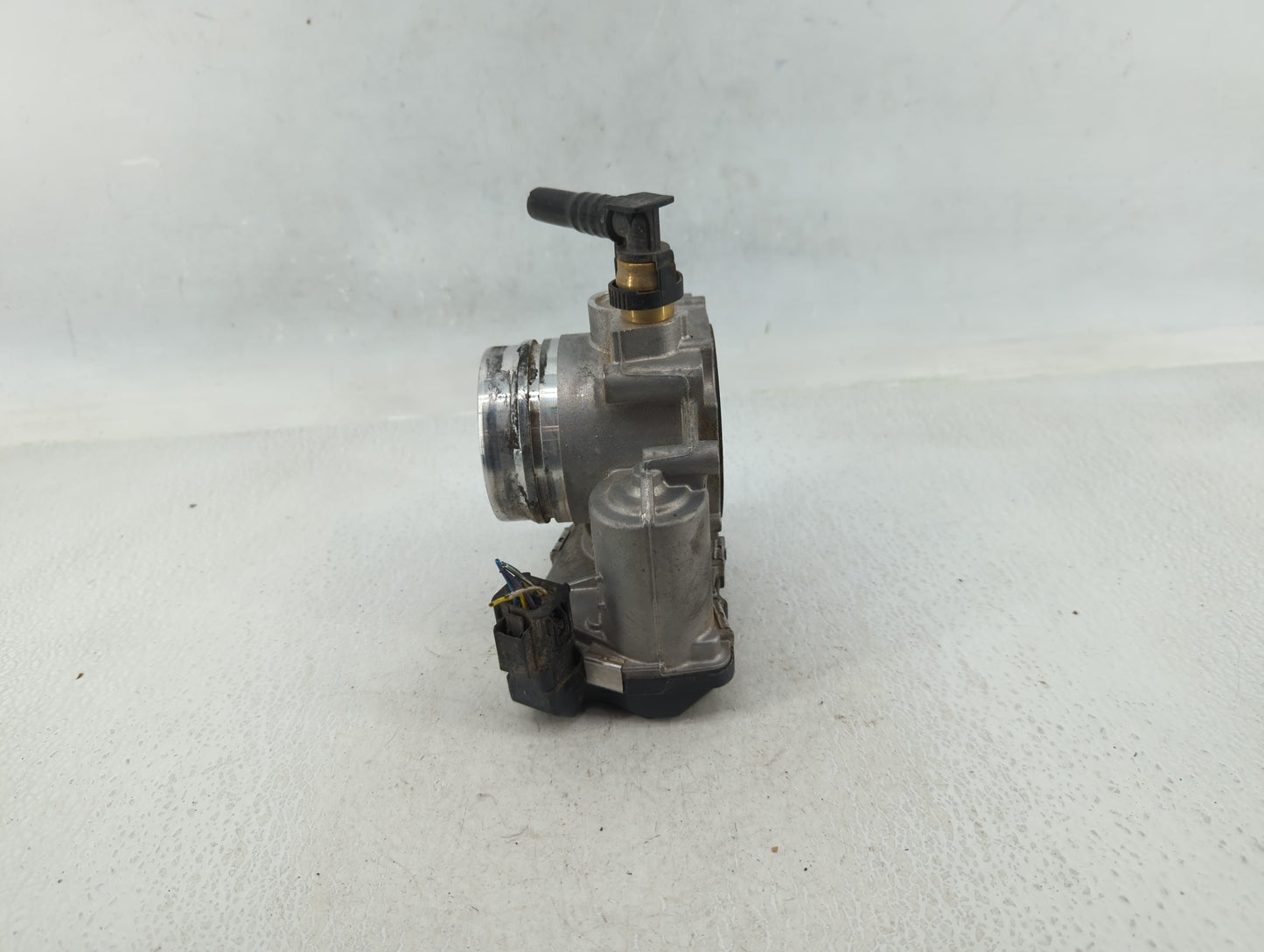 2013-2017 Bmw X3 Throttle Body P/N:A2C83786800 1354 7588625-03 Fits Fits 2012 2013 2014 2015 2016 2017 2018 OEM Used Auto Pa