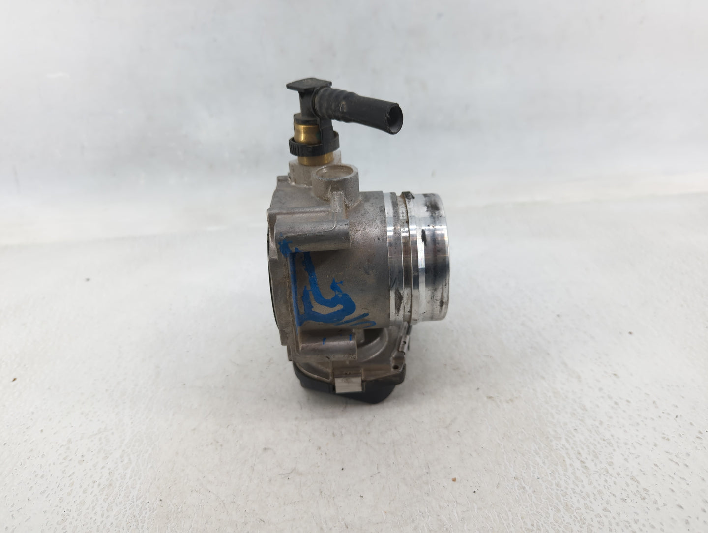 2013-2017 Bmw X3 Throttle Body P/N:A2C83786800 1354 7588625-03 Fits Fits 2012 2013 2014 2015 2016 2017 2018 OEM Used Auto Pa