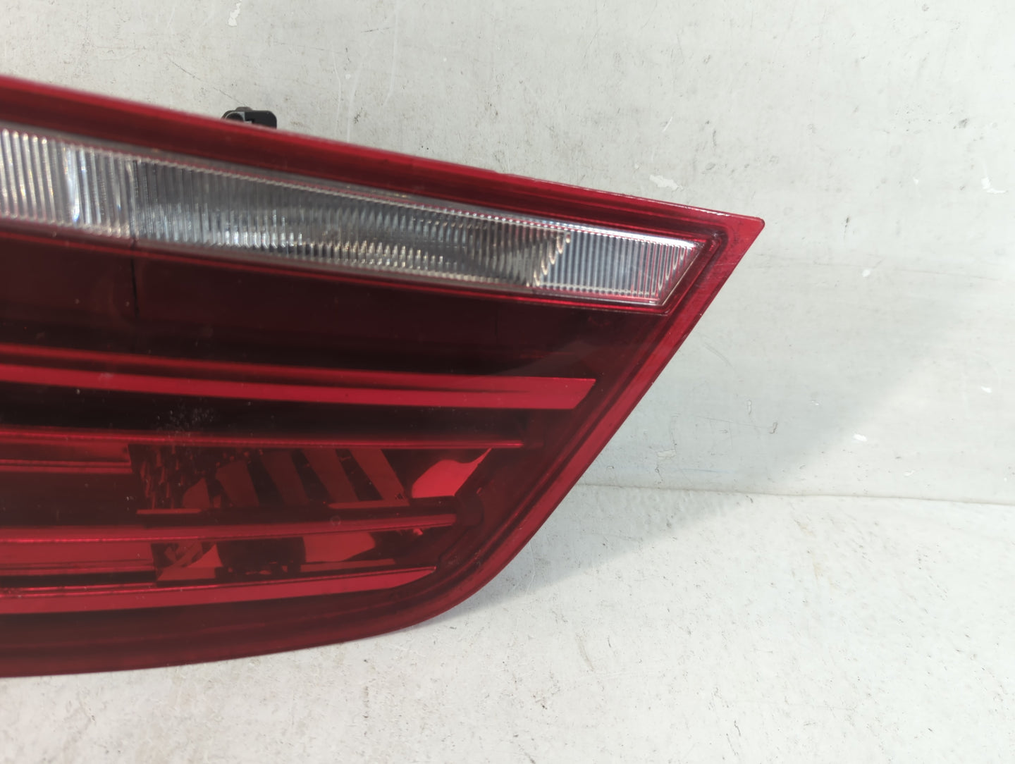 2014 Bmw X3 Tail Light Assembly Driver Left OEM P/N:470036 470031/LH, 7217300-12 Fits OEM Used Auto Parts - Oemusedautoparts