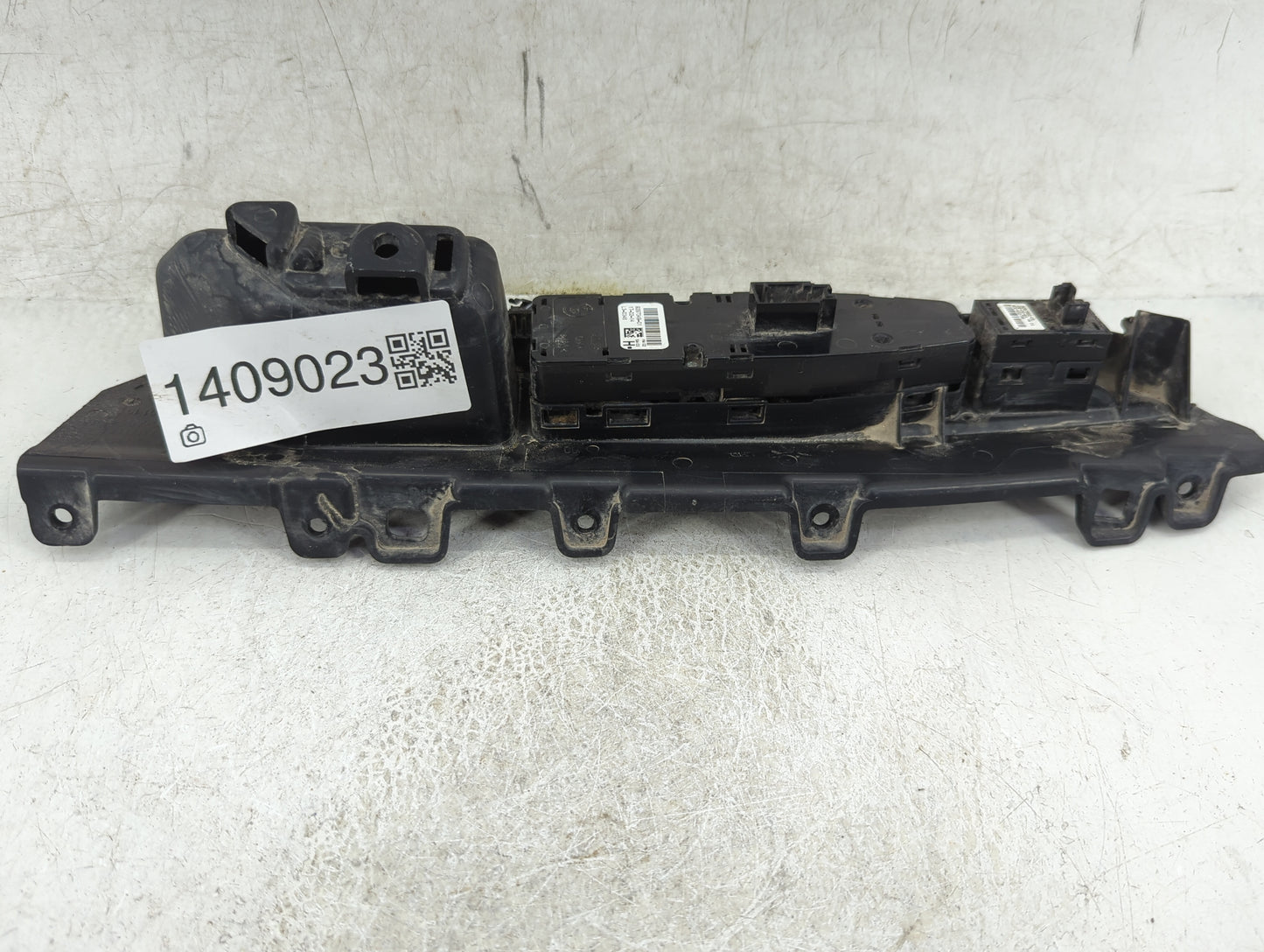 2014-2018 Bmw X5 Master Power Window Switch Replacement Driver Side Left P/N:9297349-01 Fits Fits 2014 2015 2016 2017 2018 2