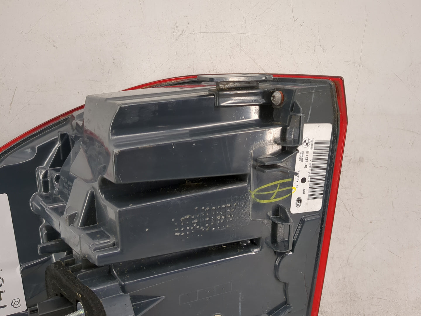 2014-2018 Bmw X5 Tail Light Assembly Driver Left OEM P/N:011 297 -03 Fits Fits 2014 2015 2016 2017 2018 OEM Used Auto Parts 