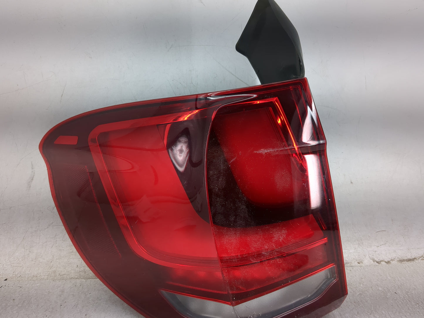 2014-2018 Bmw X5 Tail Light Assembly Driver Left OEM P/N:011 297 -03 Fits Fits 2014 2015 2016 2017 2018 OEM Used Auto Parts 