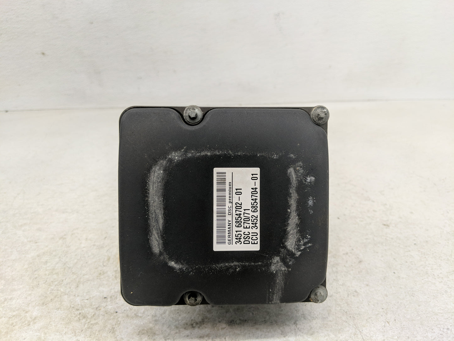 2013-2014 Bmw X6 ABS Pump Control Module Replacement P/N:3452 6854704-01 3451 6854702-01 Fits Fits 2012 2013 2014 OEM Used A