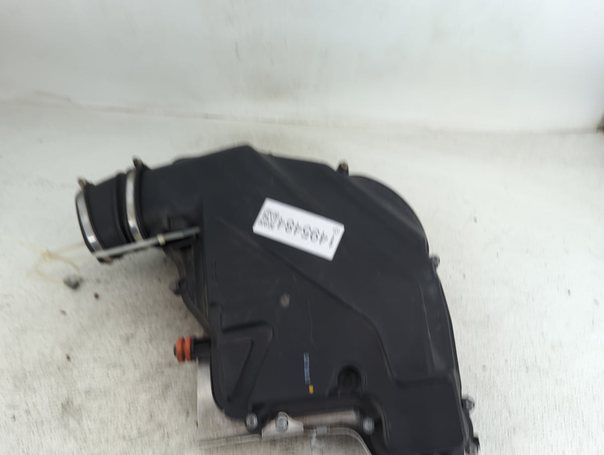 2010-2014 Bmw X6 Air Cleaner Intake-duct Hose Tube 1495484 - Oemusedautoparts1.com