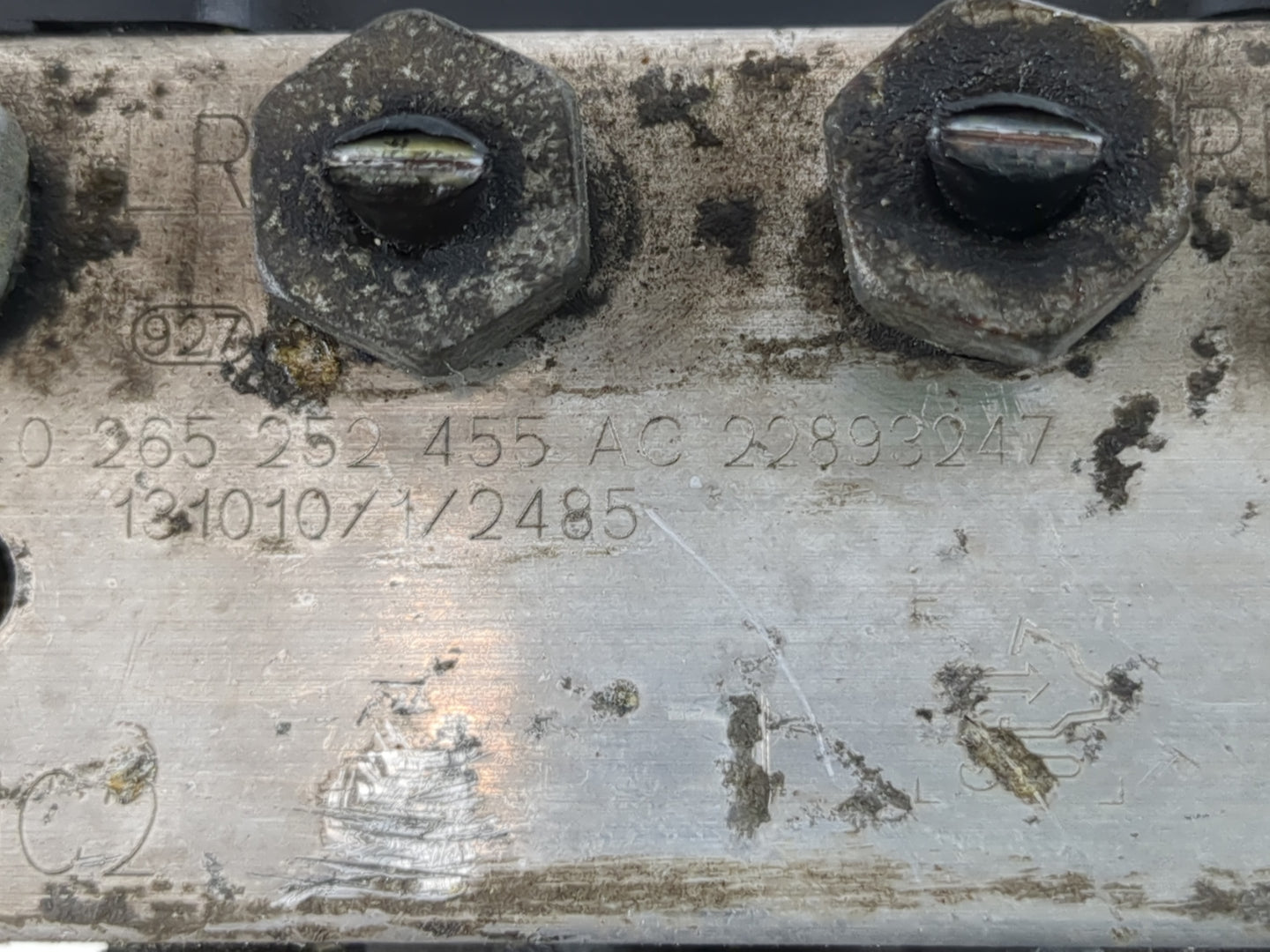 2012-2017 Buick Enclave ABS Pump Control Module Replacement P/N:22893247 Fits Fits 2012 2013 2014 2015 2016 2017 OEM Used Au