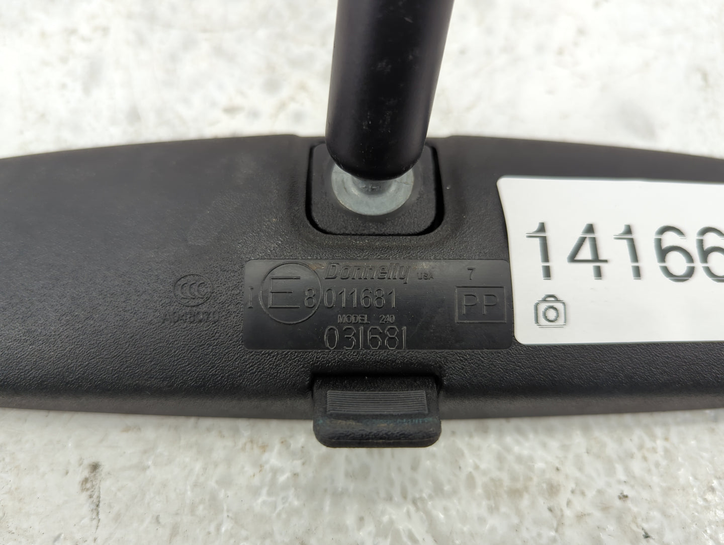2009-2017 Buick Enclave Interior Rear View Mirror Replacement OEM P/N:A048070 Fits OEM Used Auto Parts - Oemusedautoparts1.c