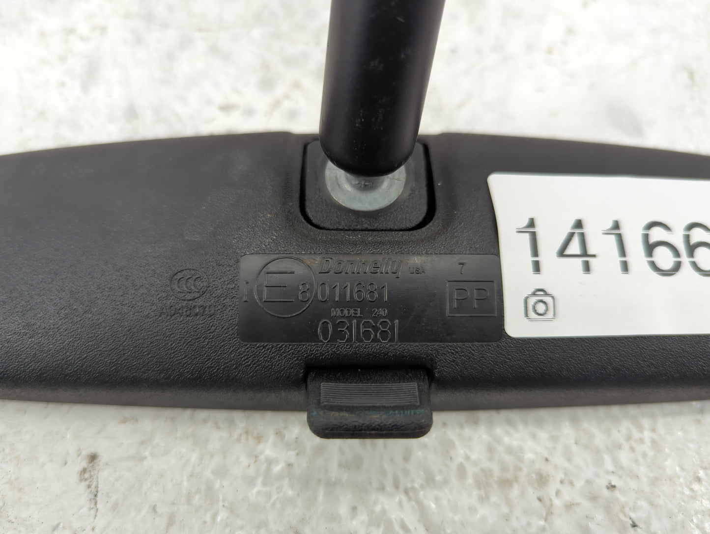 2009-2017 Buick Enclave Interior Rear View Mirror Replacement OEM P/N:A048070 Fits OEM Used Auto Parts - Oemusedautoparts1.c