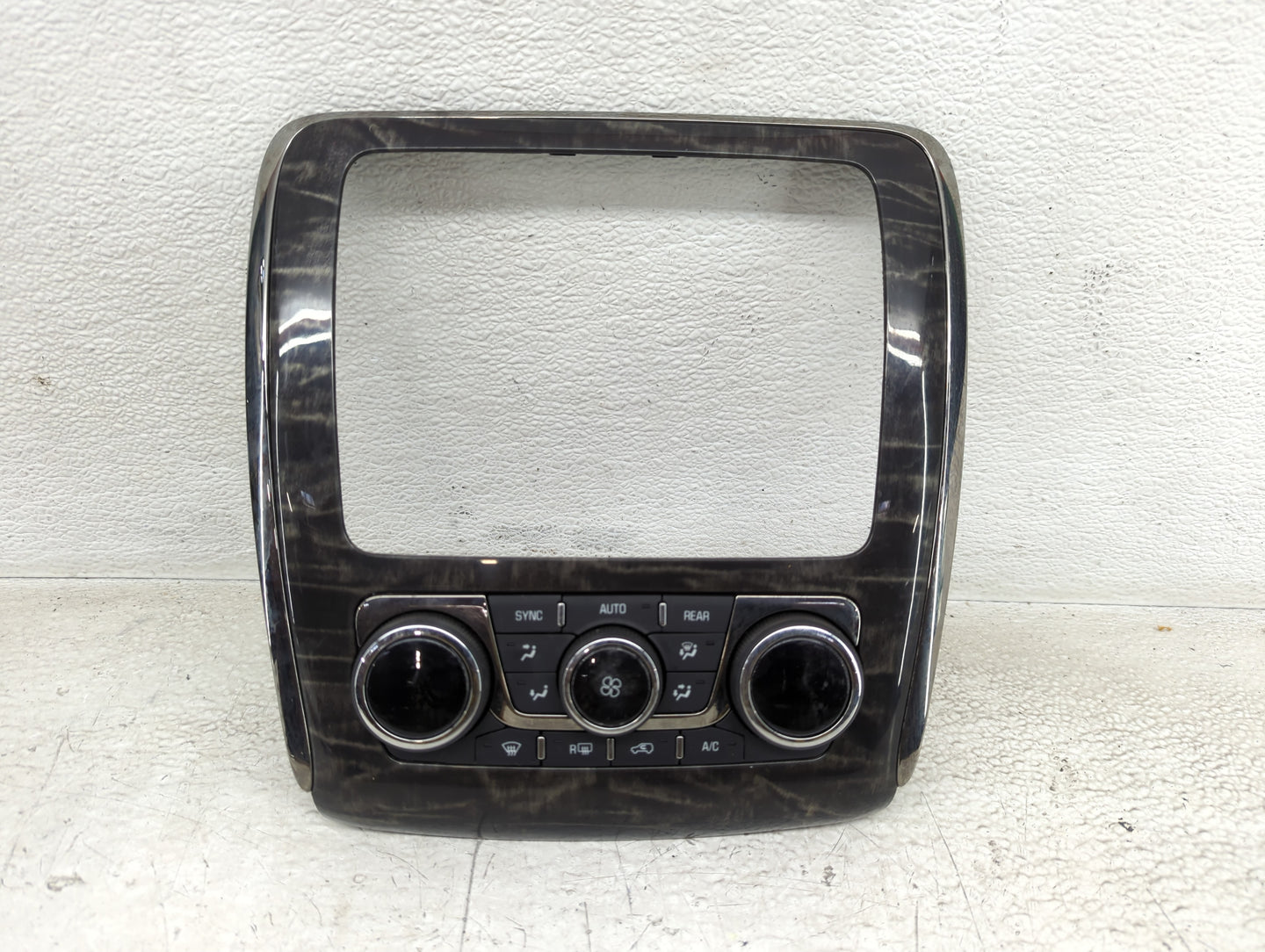 2013-2017 Buick Enclave Climate Control Module Temperature AC/Heater Replacement P/N:147589501 23140662 Fits OEM Used Auto P