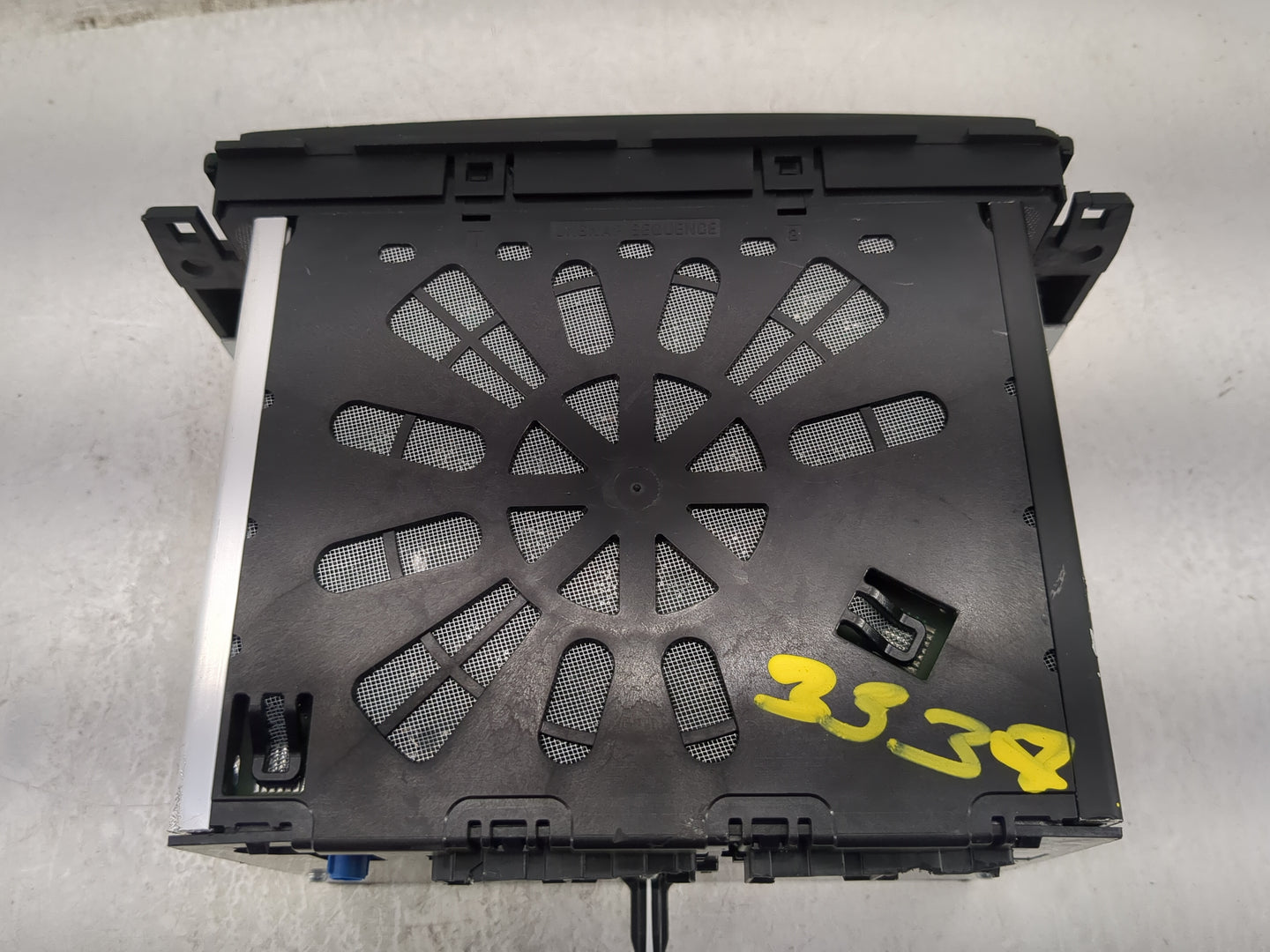 2013-2014 Buick Enclave Radio AM FM Cd Player Receiver Replacement P/N:23441398 3432A-0050TR Fits Fits 2013 2014 OEM Used Au