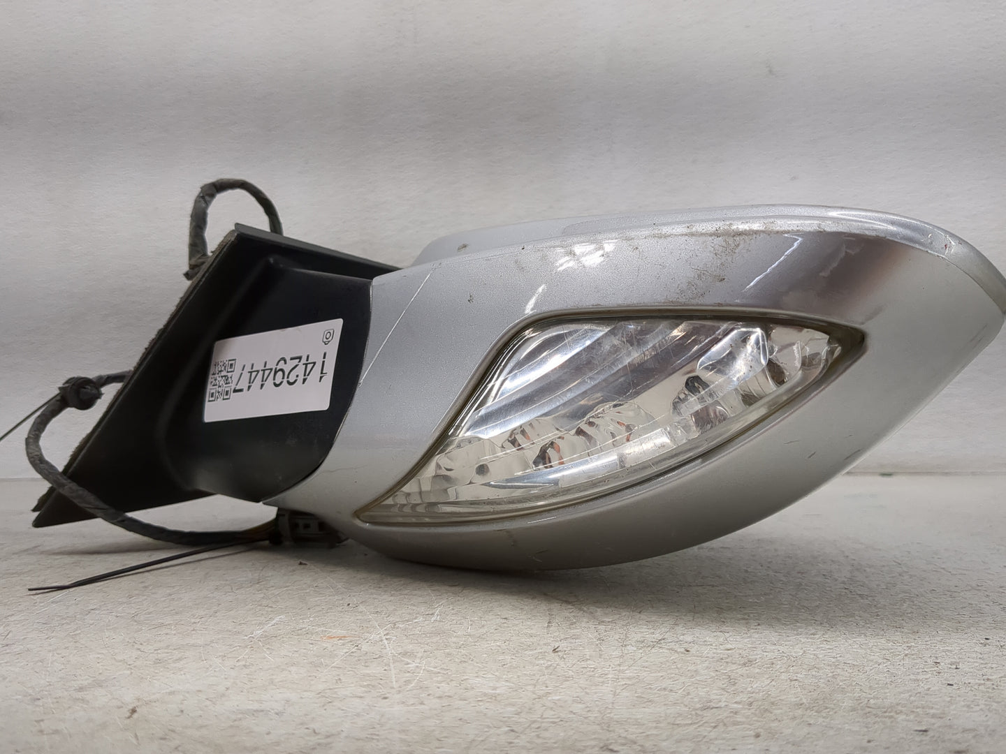 2008-2017 Buick Enclave Passenger Side View Mirror - Right Door Mirror OEM Used - Oemusedautoparts1.com