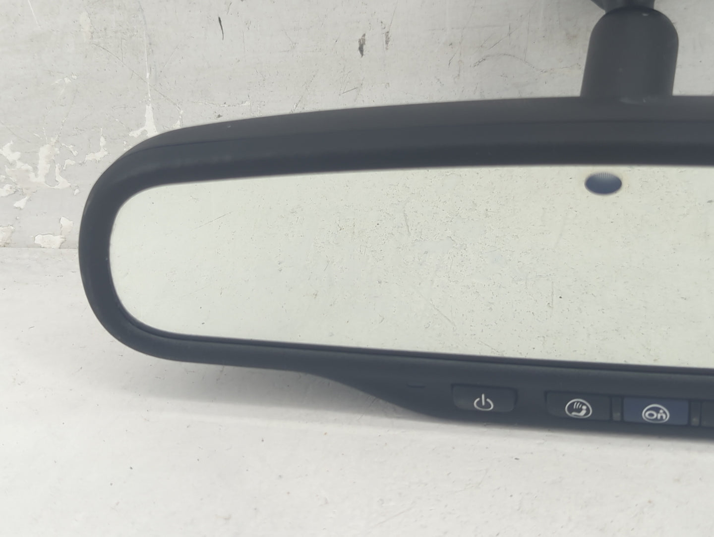2009-2017 Buick Enclave Interior Rear View Mirror Replacement OEM P/N:22915243 Fits OEM Used Auto Parts - Oemusedautoparts1.