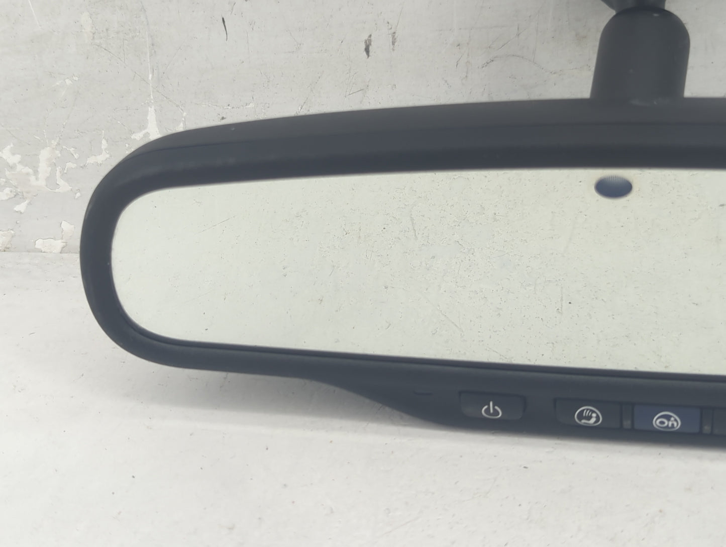 2009-2017 Buick Enclave Interior Rear View Mirror Replacement OEM P/N:22915243 Fits OEM Used Auto Parts - Oemusedautoparts1.