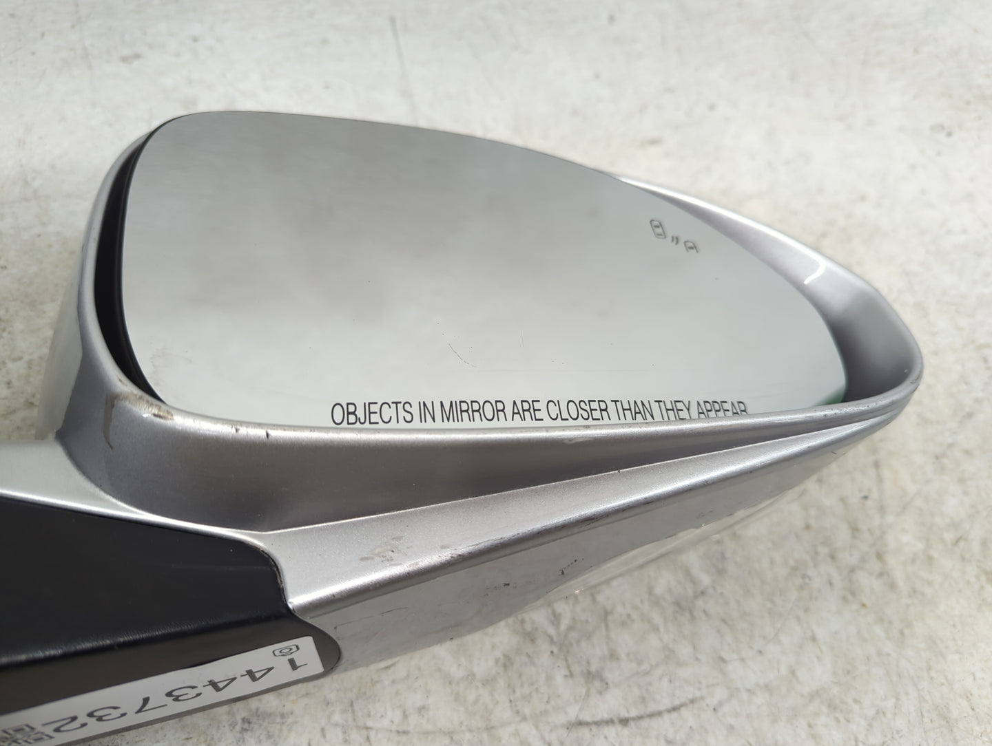 2013-2017 Buick Enclave Passenger Side View Mirror - Right Door Mirror OEM Used - Oemusedautoparts1.com