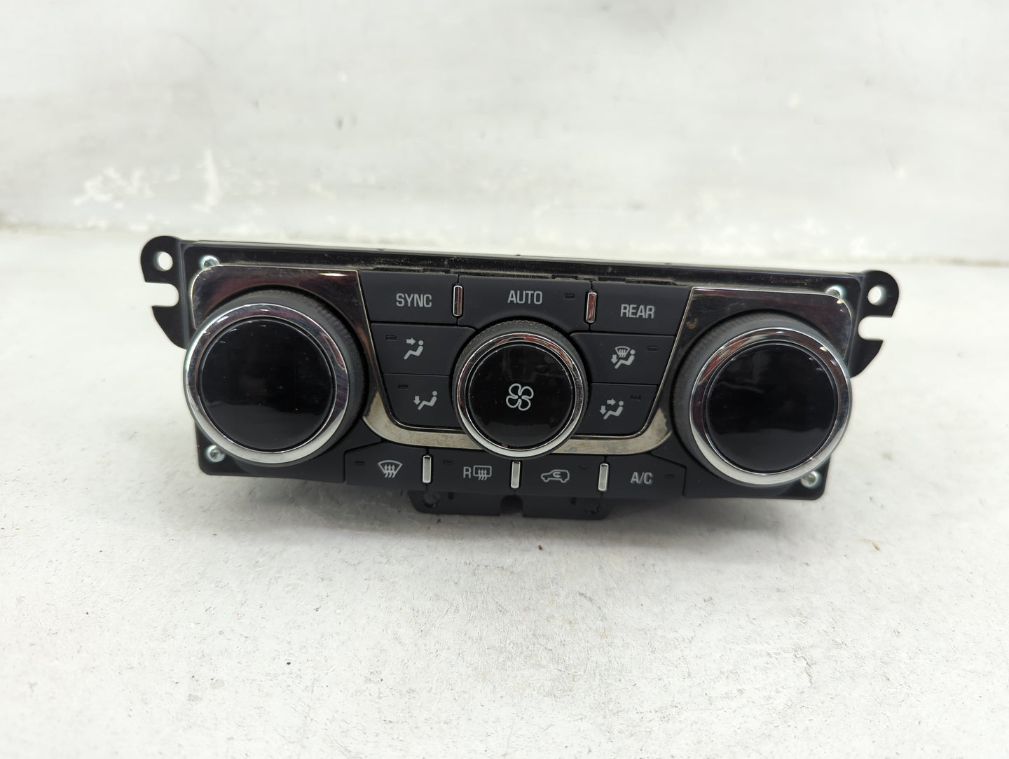 2013-2017 Buick Enclave Climate Control Module Temperature AC/Heater Replacement P/N:23140662 3239800000000X Fits OEM Used A