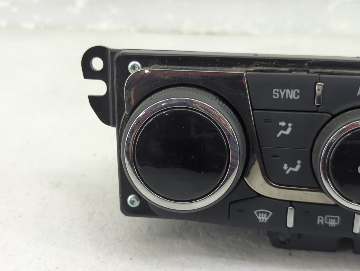 2013-2017 Buick Enclave Climate Control Module Temperature AC/Heater Replacement P/N:23140662 3239800000000X Fits OEM Used A
