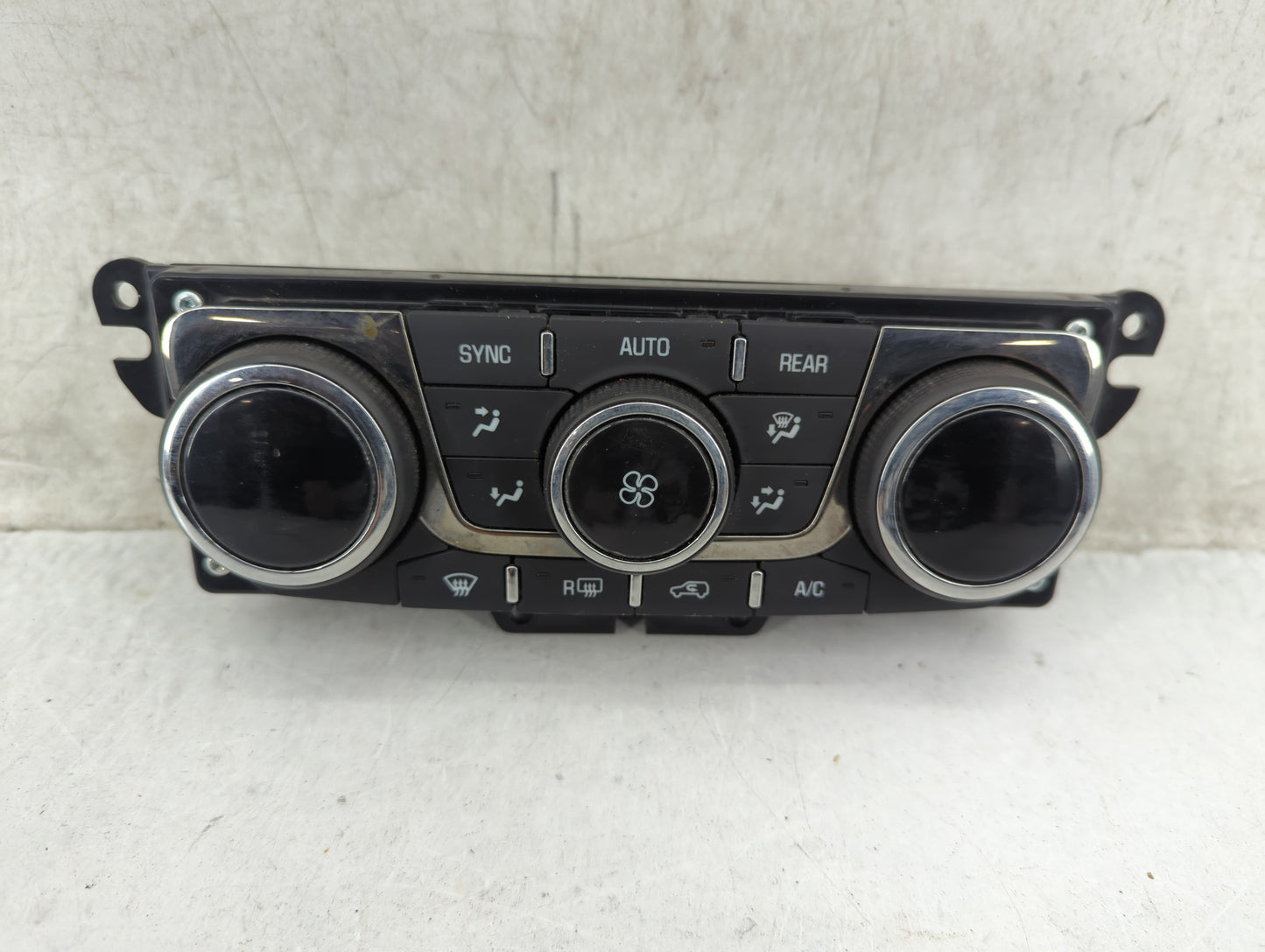2013-2017 Buick Enclave Climate Control Module Temperature AC/Heater Replacement P/N:23140662 3239800000000X Fits OEM Used A