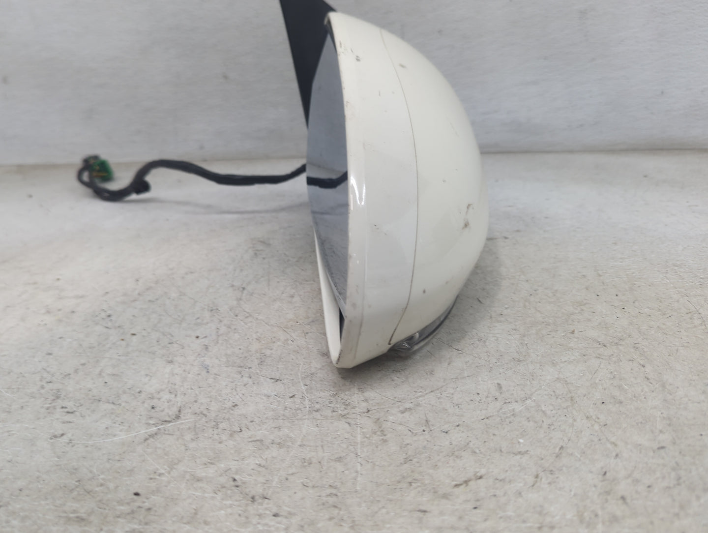 2013-2017 Buick Enclave Passenger Side View Mirror - Right Door Mirror OEM Used - Oemusedautoparts1.com