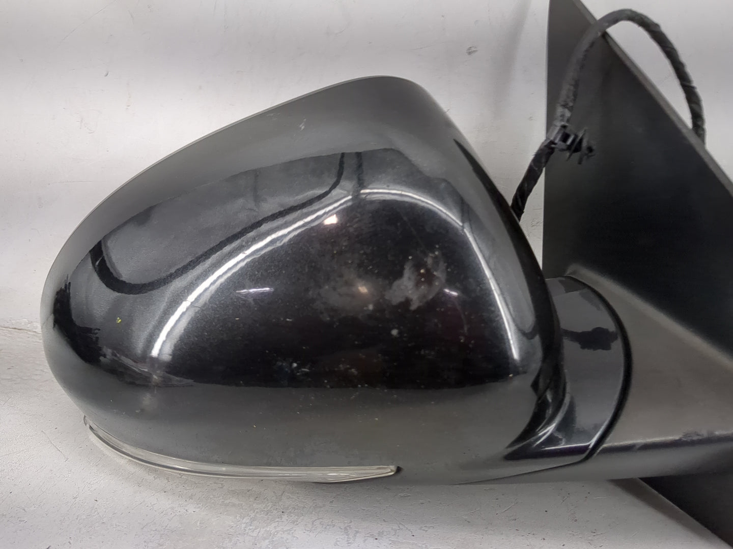 2008-2017 Buick Enclave Passenger Side View Mirror - Right Door Mirror OEM Used - Oemusedautoparts1.com