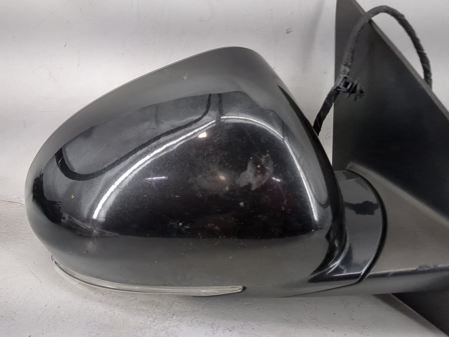 2008-2017 Buick Enclave Passenger Side View Mirror - Right Door Mirror OEM Used - Oemusedautoparts1.com